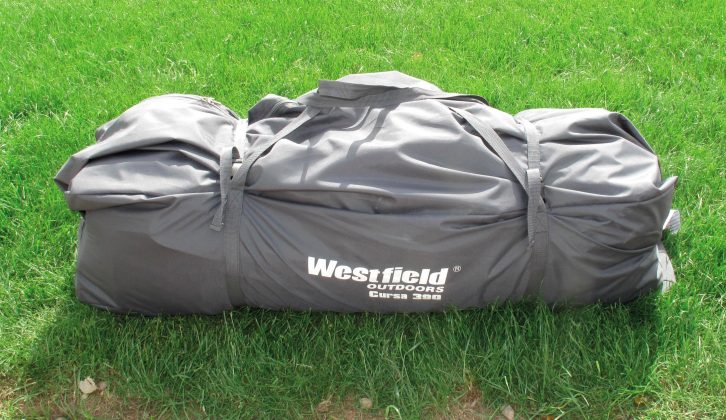 This lightweight awning should be relatively easy to handle and has a 100cm x 30cm x 29cm pack size
