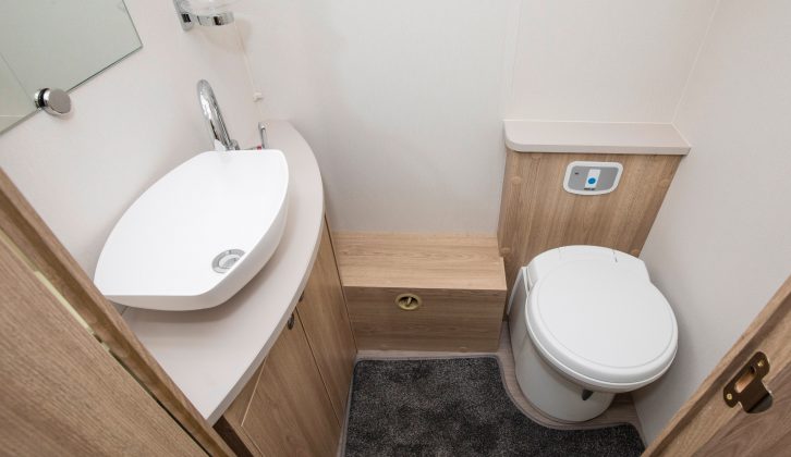 This is what you'll find on the offside of the Elddis Avanté 860's full-width midships washroom