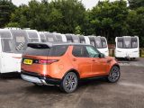 So we know what tow car talent it has, but do you like the new Discovery 5's looks?