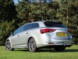Find out how, from just £6000, you could bag yourself a used Toyota Avensis