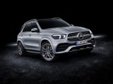 Most versions of the Mercedes-Benz GLE will now come with seven seats, rather than five, stepping up its rivalry with the Audi Q7 and the Land Rover Discovery.