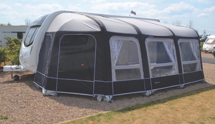 The Bracot MODUL-AiR 330 awning can be extended when you need more space