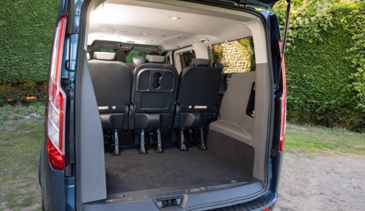 ford tourneo 9 seater dimensions