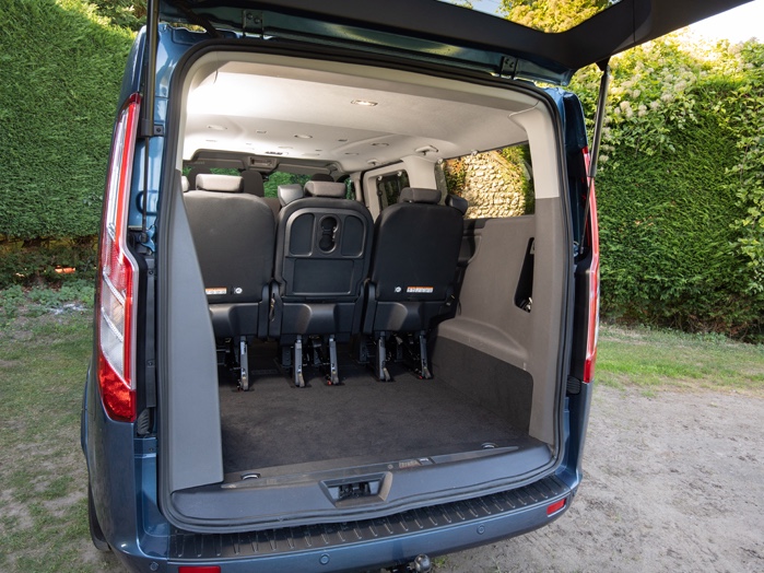 ford tourneo 9 seater height