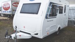 The Caravelair Antarés 406 has a revamped exterior with bolder graphics; it looks smart. Plus, there's an exterior mains socket and barbecue and shower points are fitted as standard