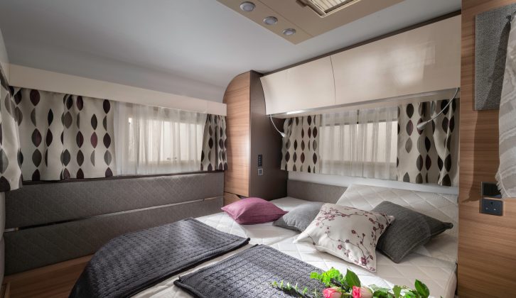 The Alpina Missouri offers a hugely comfortable transverse island bed