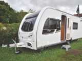 Alternative makes and models include the Coachman VIP 565...