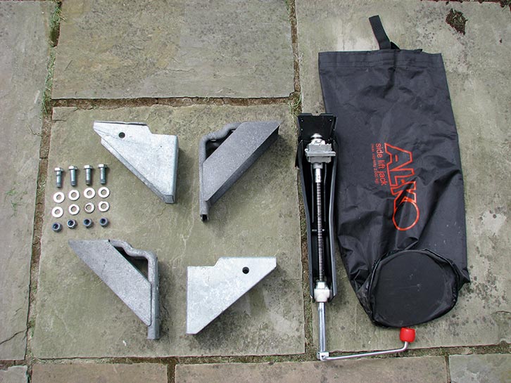 Al-Ko side-lift jack kit and contents