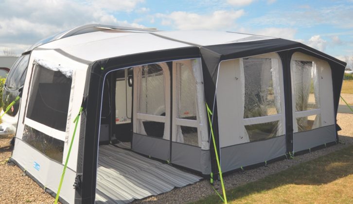 Kampa Club Air Pro 390 Plus comes with an integrated extension