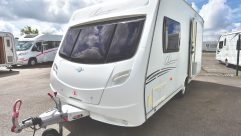 The Lunar Clubman CK has privacy windows fitted for 2009