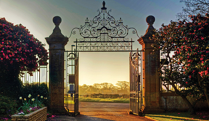 The entrance to South Lychett Manor