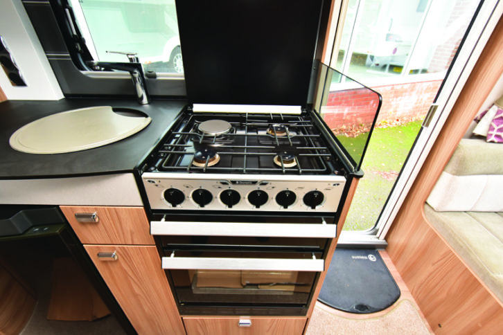 Kitchens in the Conqueror usually had a Thetford cooker, but this one had a Dometic dual-fuel hob and oven