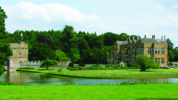 More fortified manor house than castle, Broughton Castle is a worthwhile visit