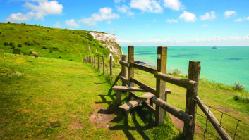 Iconic views over the Channel from the top of the White Cliffs