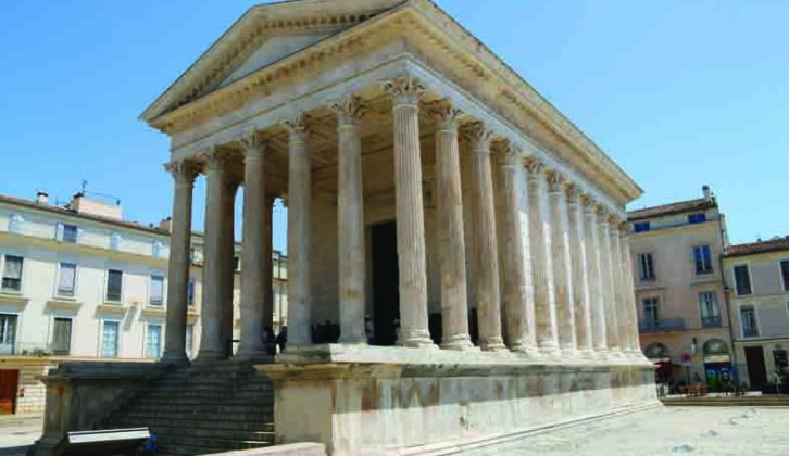 The Roman temple at Maison Carrée