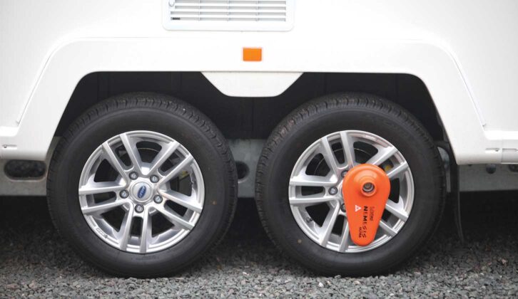 Twin-axle caravan tyres