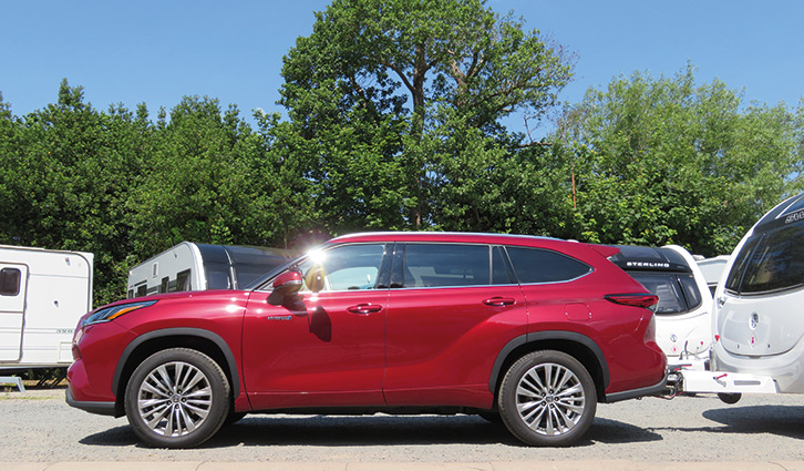 The big Highlander offers plenty of space; in the front, drivers and passengers of all sizes have ample room to get comfortable
