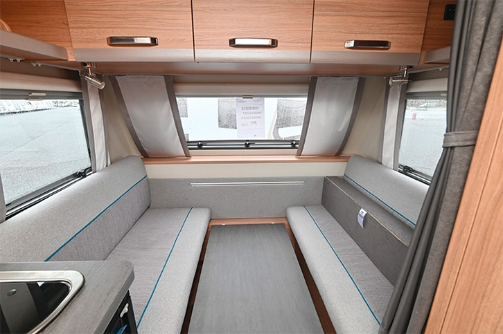 The Weinsberg CaraOne 400 LK's front lounge