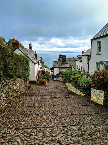 Cobbled streets in Clovelly