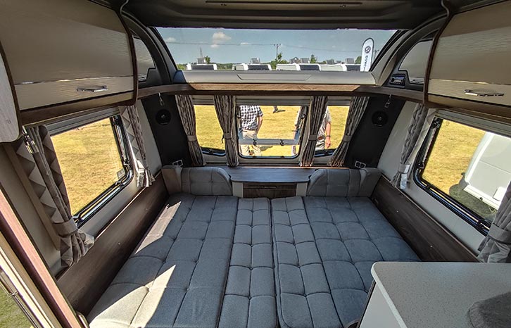 Inside the Coachman Laser 665