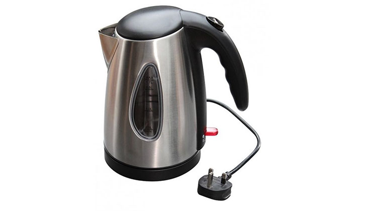 Outdoor Revolution 1.7l kettle