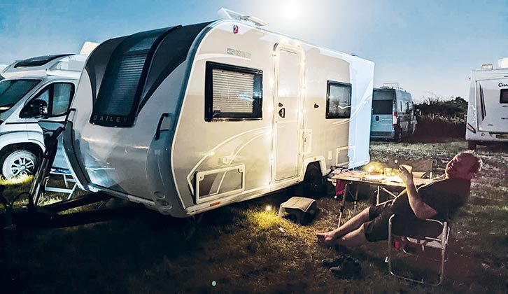The Bailey Discovery D-4 pitched up