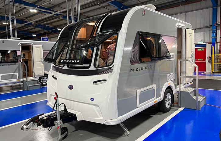 Bailey Phoenix GT75 420