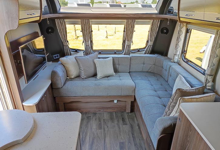 L-shaped lounge in Coachman Laser Xcel 855