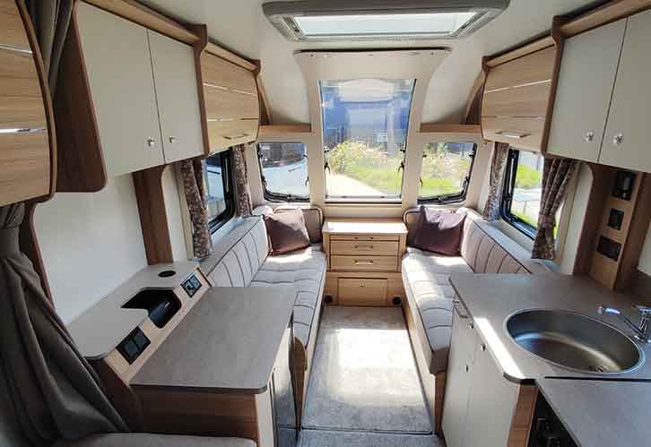 Inside Bailey Phoenix GT75 762