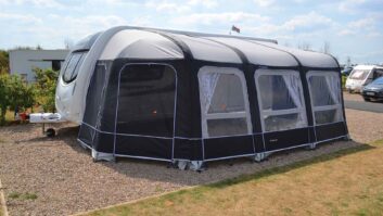 A Bradcot Modulair Awning