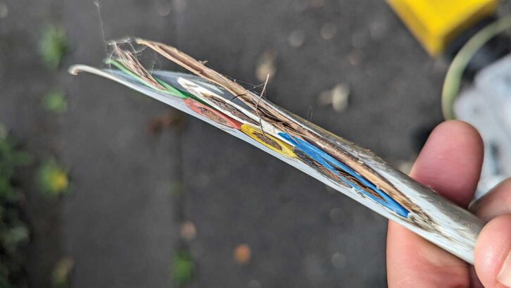 Damaged towing electrics