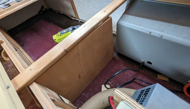 Fitting old cupboard door