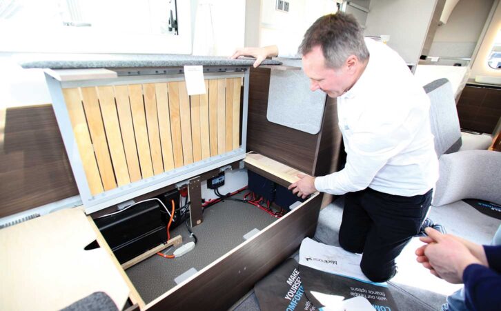 Dealer explaining how the tourer works