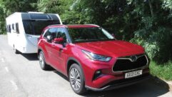 A Toyota Highlander hitched up to a caravan