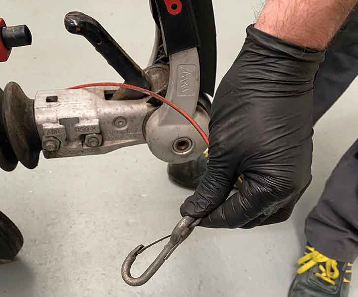 Checking the breakaway cable