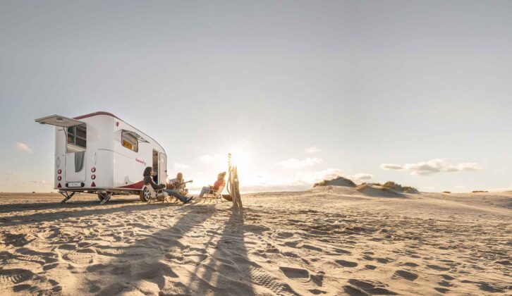 The Hobby Beachy 420+ on a beach