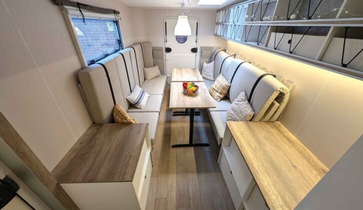 The lounge in the Beachy 450