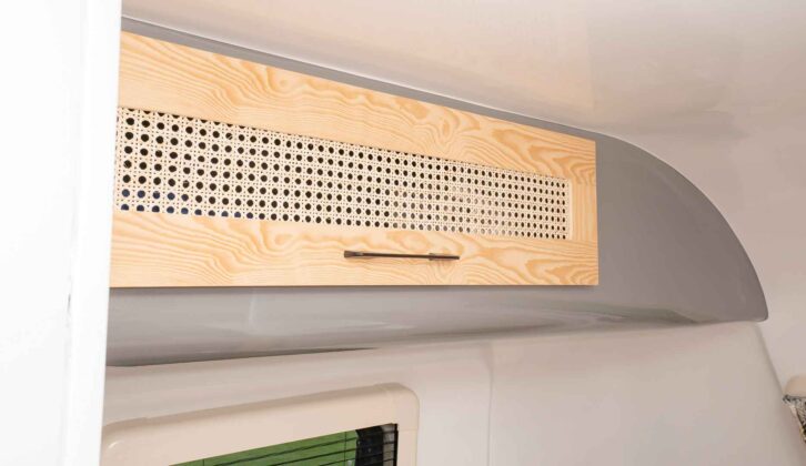 The basket-weave panels