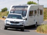 A Skoda Karoq towing a caravan
