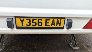 The number plate and plinth in use