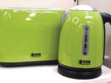 A Quest kettle and toaster in green