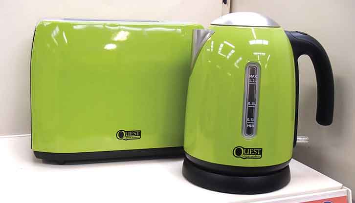 A Quest kettle and toaster in green