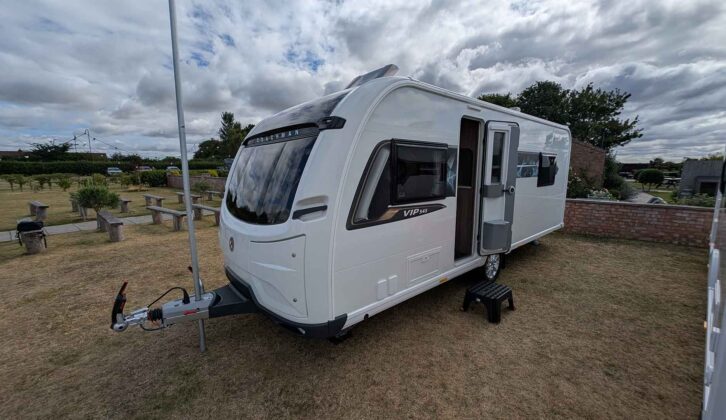 The Coachman VIP 545