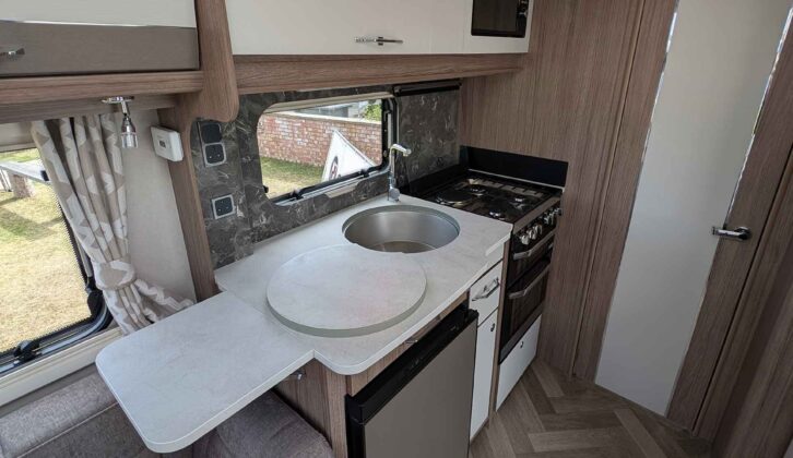 The kitchen in the Coachman VIP 545