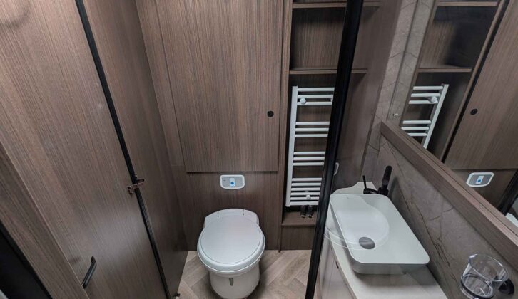 The washroom in the 480 Xtra