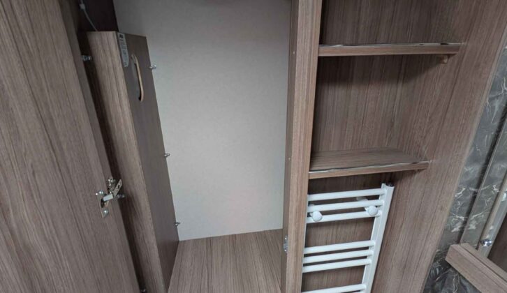 The wardrobe in the washroom of the VIP 565