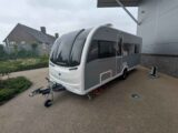 The Bailey Phoenix Black 640