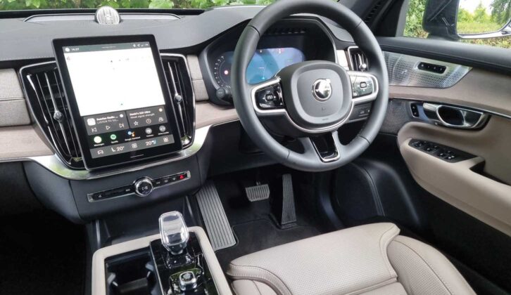 The dash in the XC90