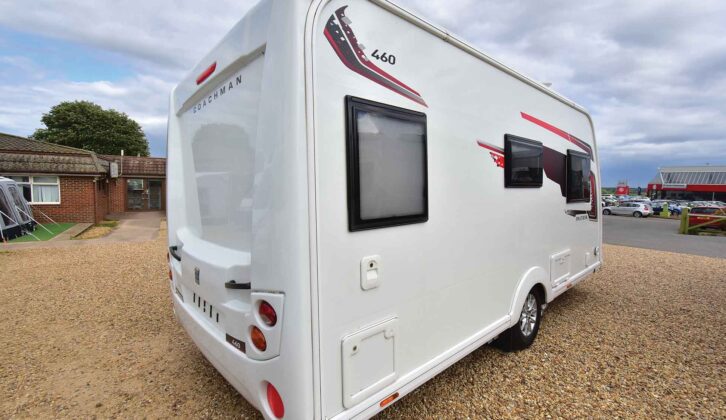 The side and rear panels of the Pastiche