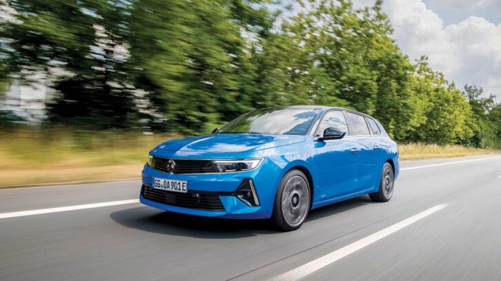 The Vauxhall Astra Sports Tourer 1.2 130PS GS Line Auto